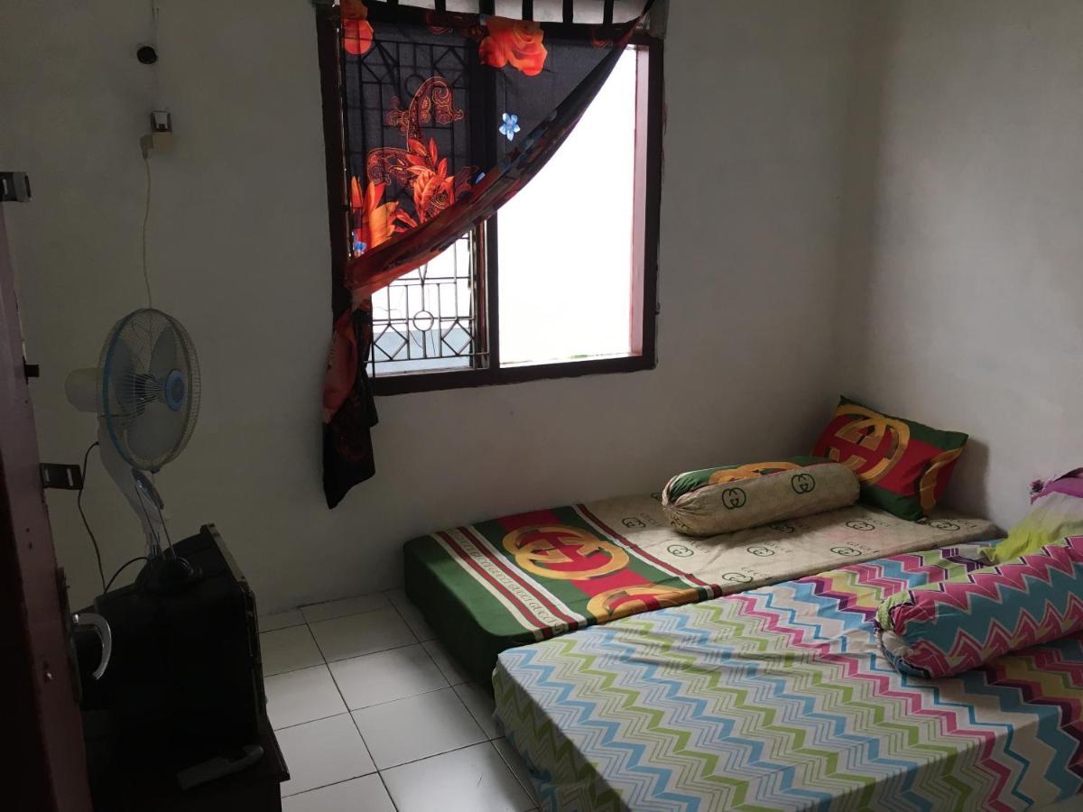 Tambak Bayan Guesthouse Kejayan Bagian luar foto