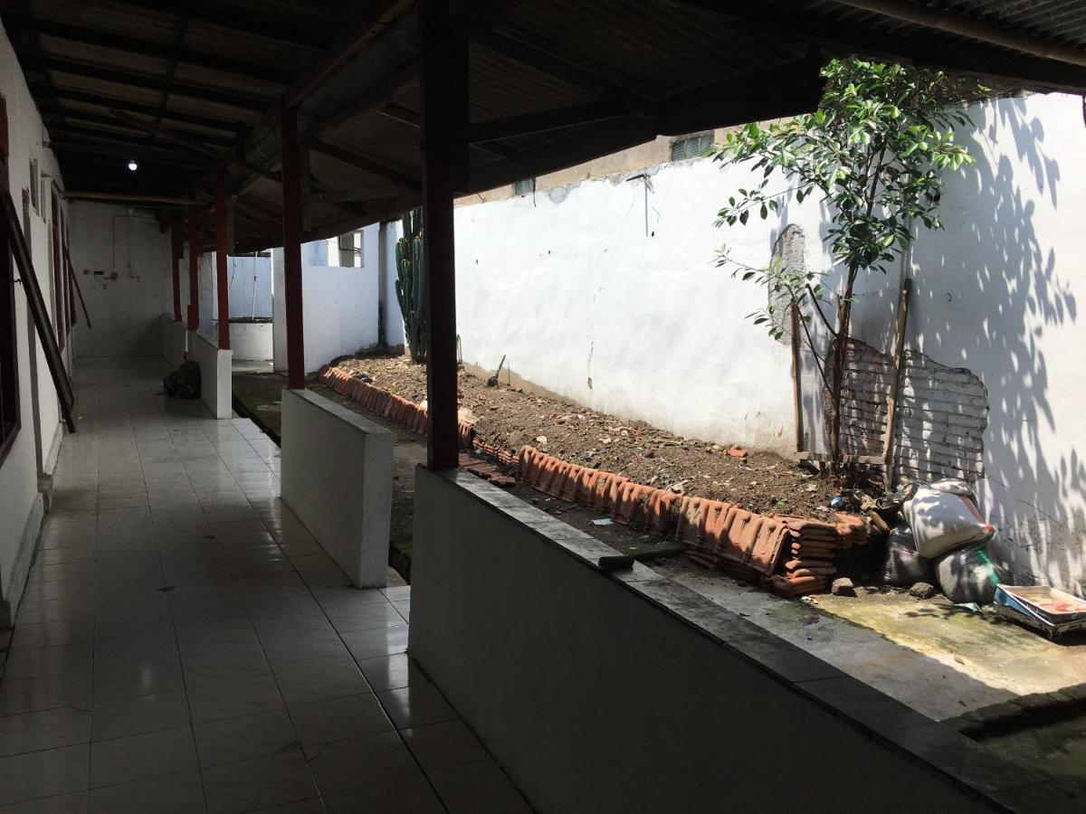 Tambak Bayan Guesthouse Kejayan Bagian luar foto