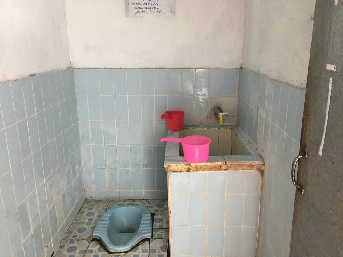 Tambak Bayan Guesthouse Kejayan Bagian luar foto